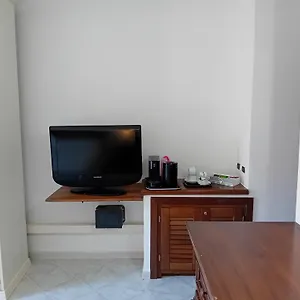 Bandi House Bed & Breakfast
