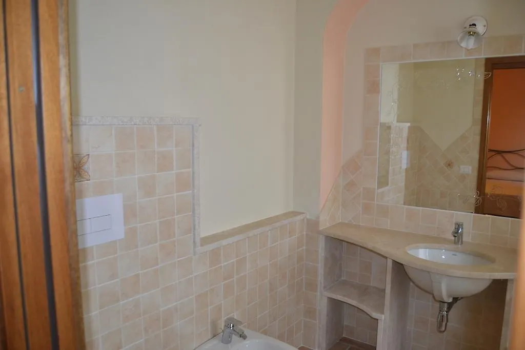 Affittacamere B&B La Pavoncella San Teodoro  Italia