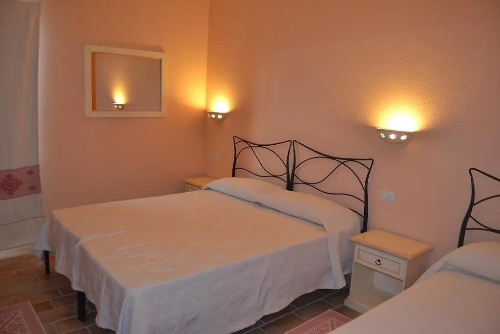 B&B La Pavoncella San Teodoro  San Teodoro (Sardinia)